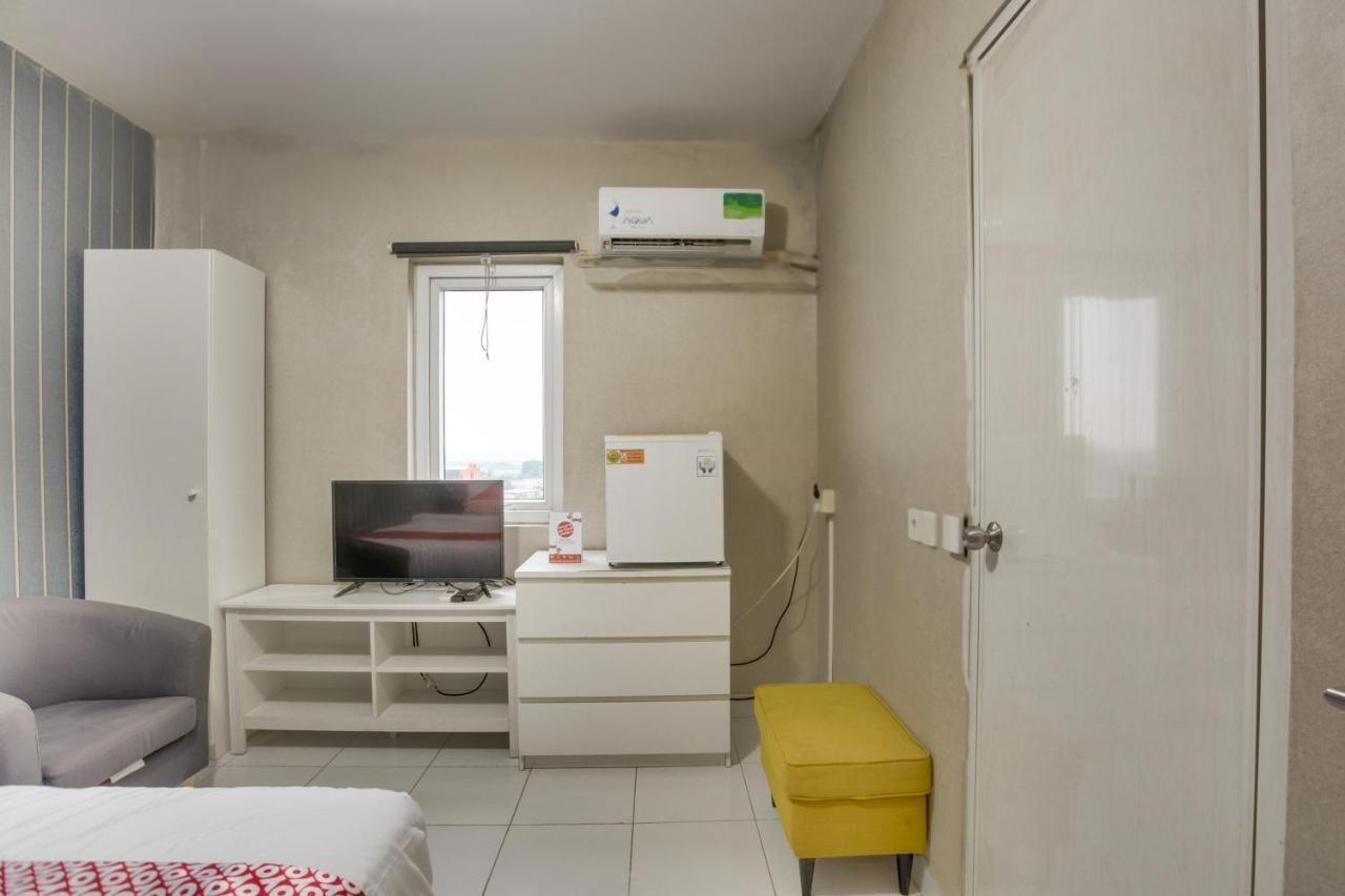 Oyo 3247 Afira Rooms Aeropolis Tangerang Exterior foto